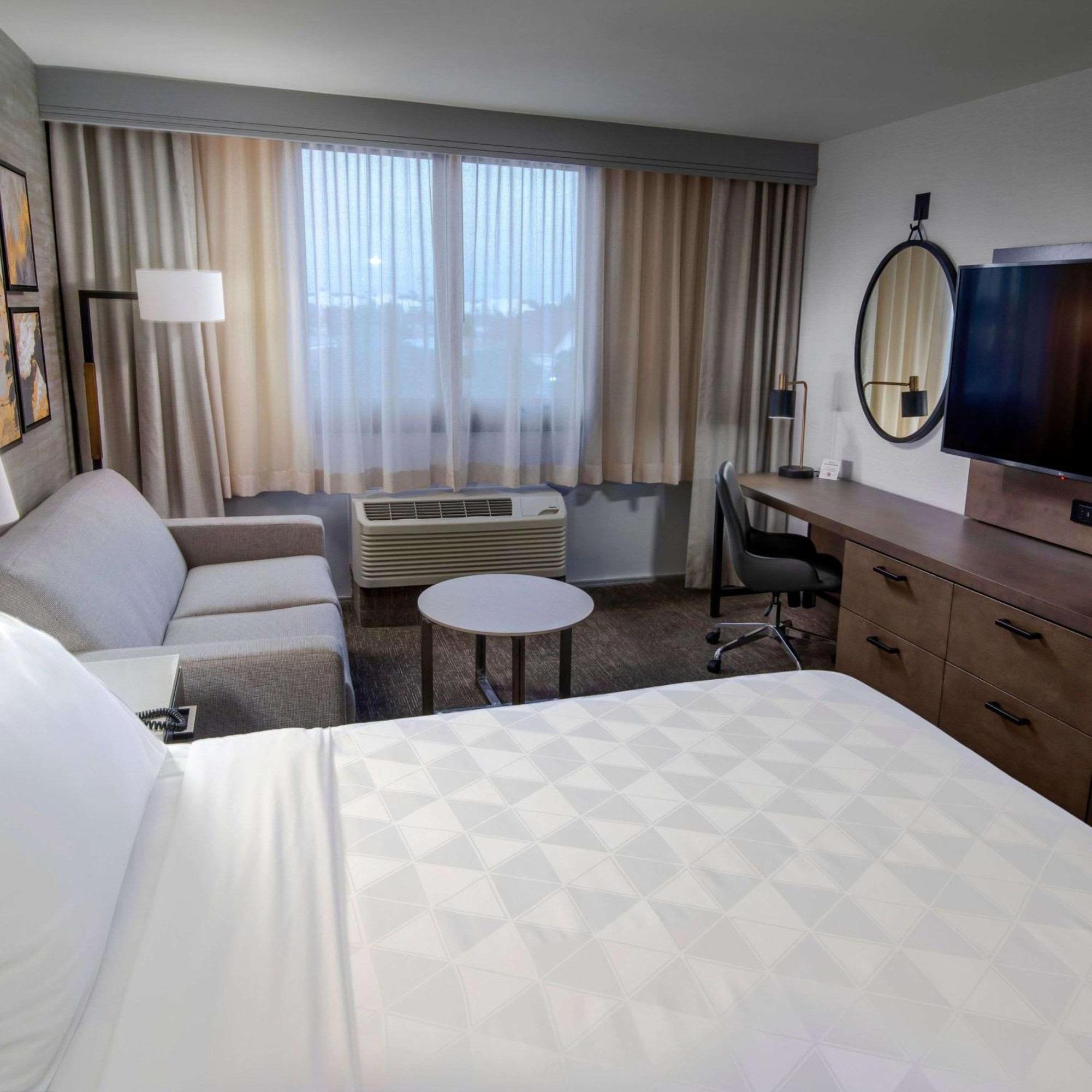 Doubletree By Hilton Buena Park Hotell Exteriör bild