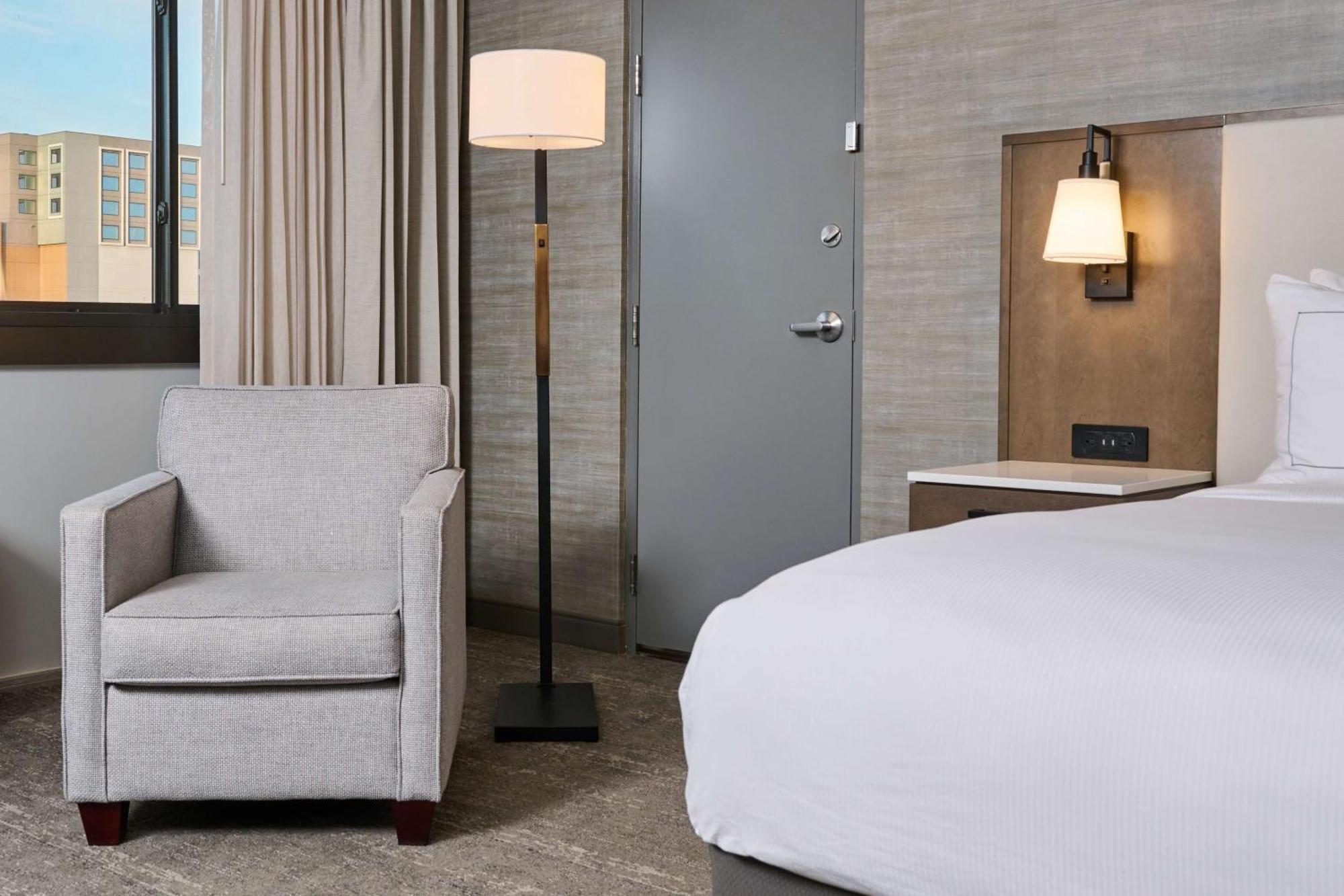 Doubletree By Hilton Buena Park Hotell Exteriör bild